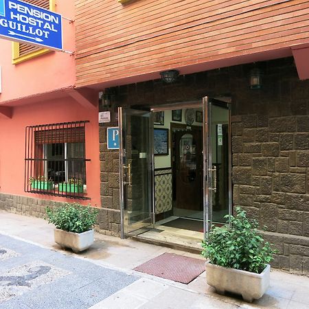 Hostal Guillot Torremolinos Buitenkant foto