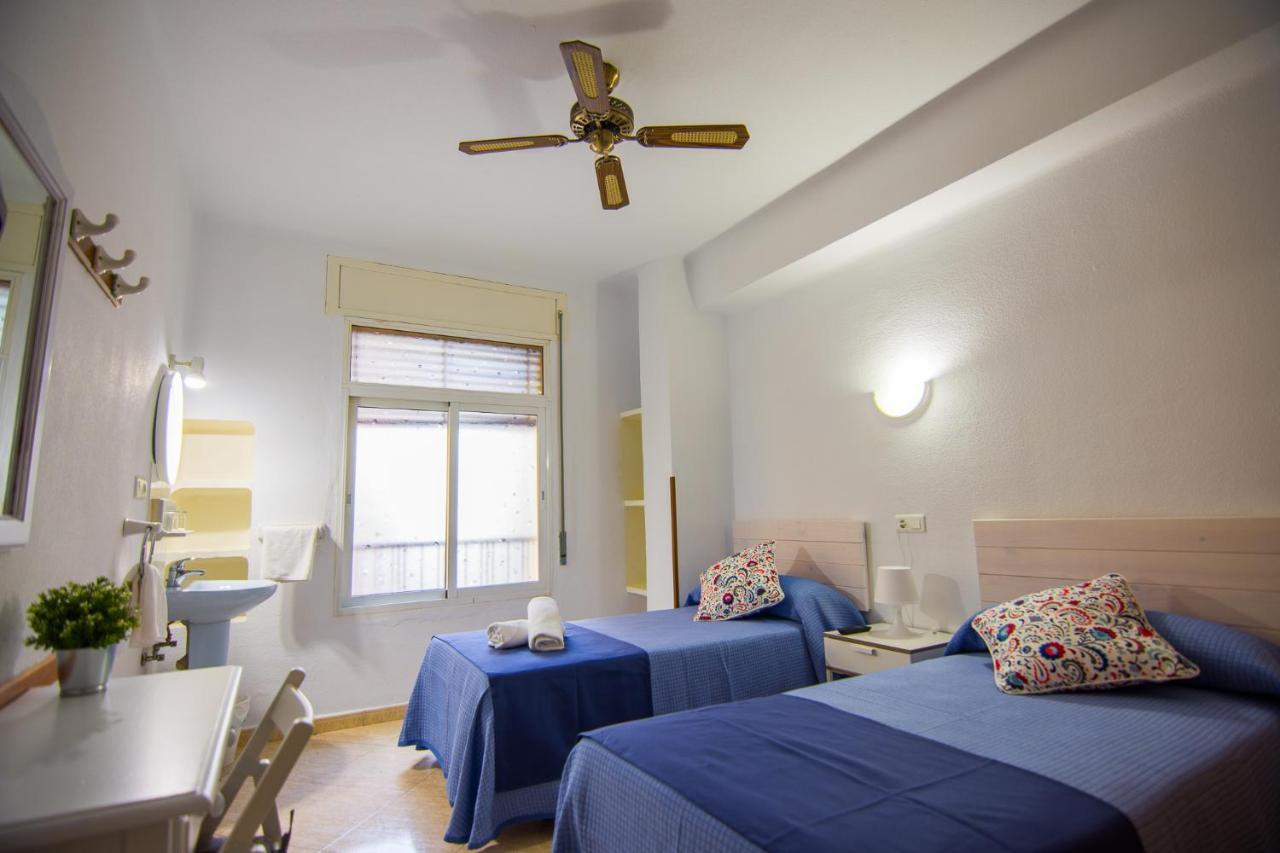 Hostal Guillot Torremolinos Buitenkant foto